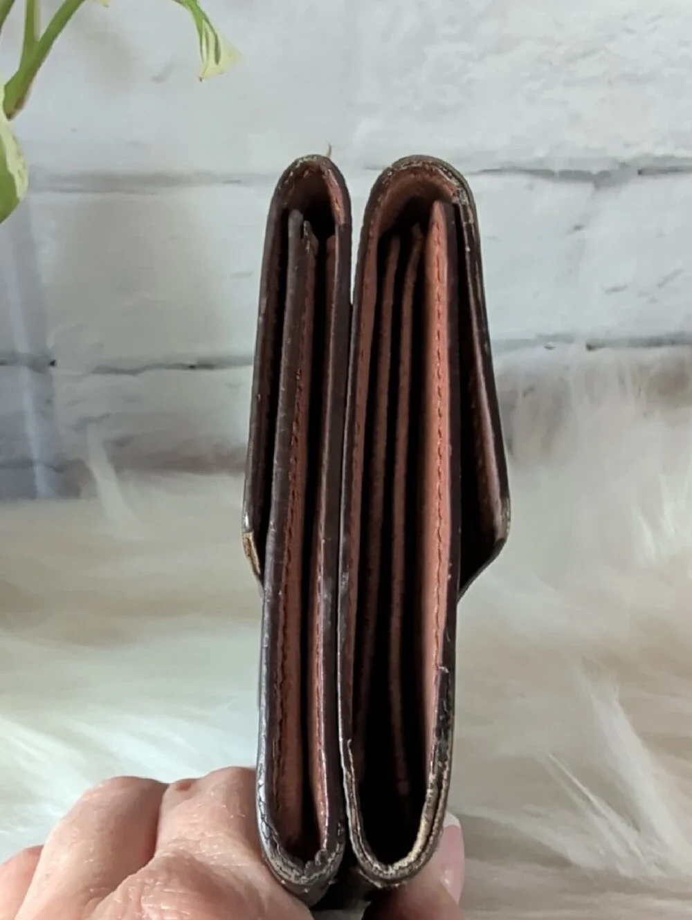 Authentic Louis Vuitton Monogram Compact Snap Wallet in Brown and Gold - Picture 4 of 9